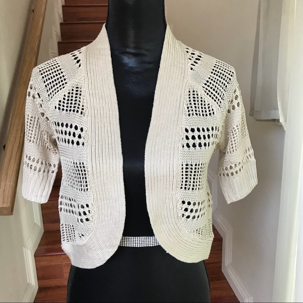 LIZ CLAIBORNE KNITTING SHRUG